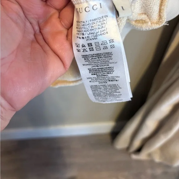 Gucci Cream Hoodie with Mickey Mouse - Picture 3 of 5